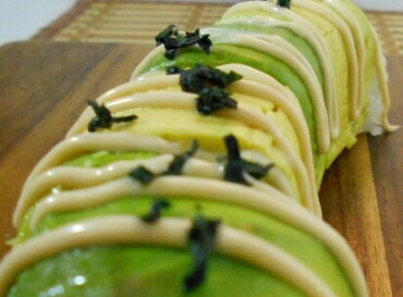 how to make the avocado roll, sushi